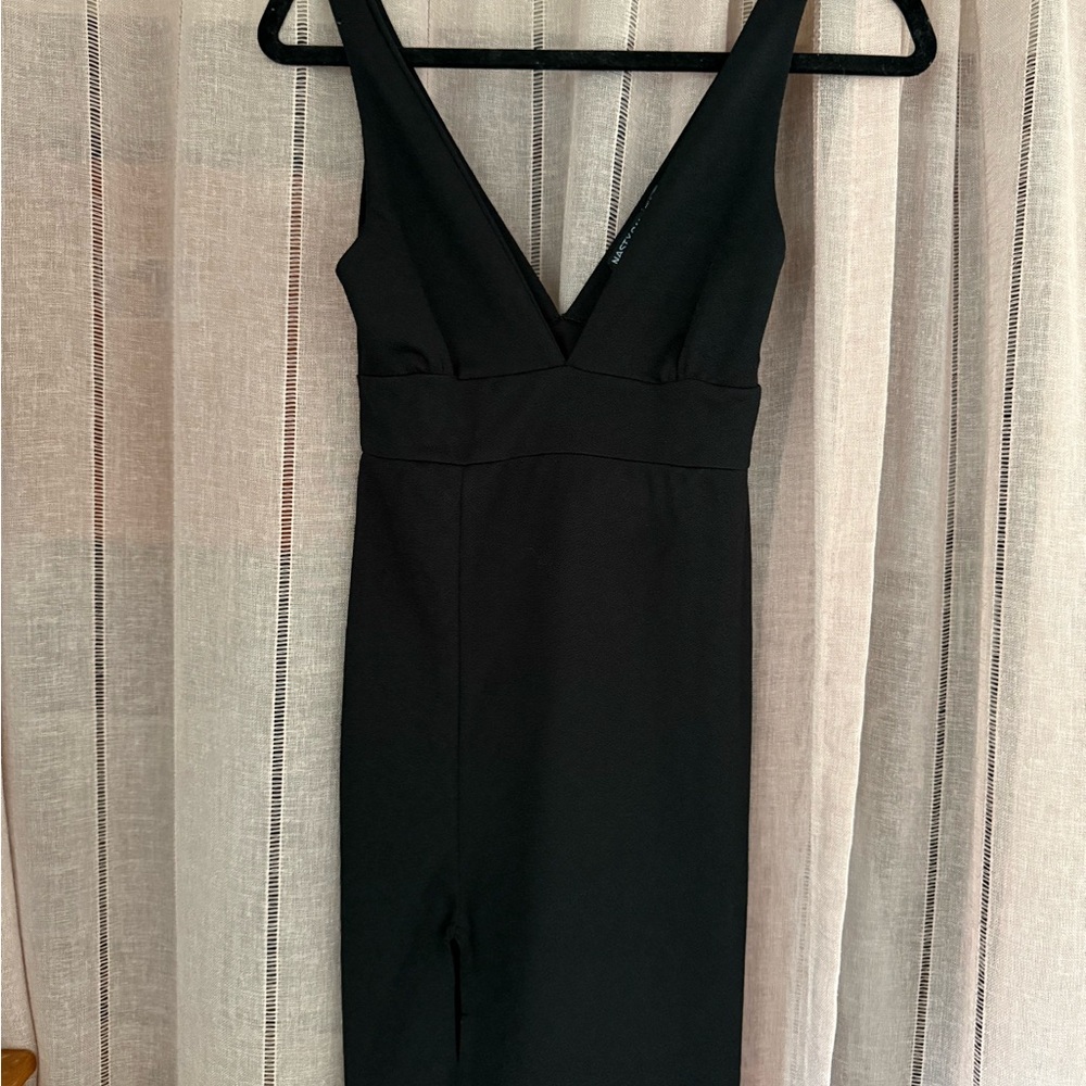 Nastygal Black V neck and back mini dress